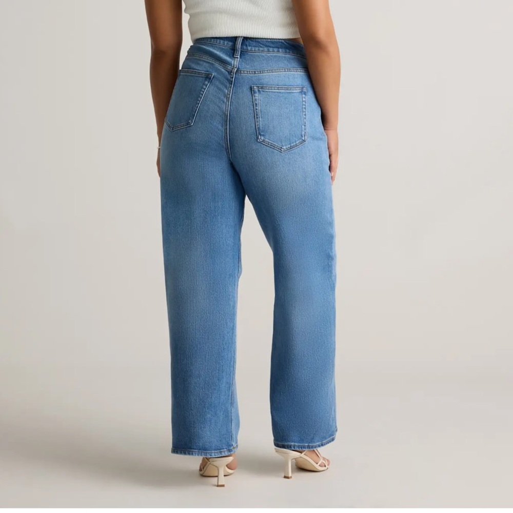 NWT Quince Bella Stretch Relaxed Straight Jeans - Picture 3 of 7